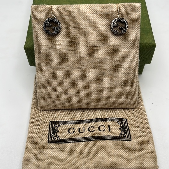 Interlocking G earrings in silver - Picture 3 of 5